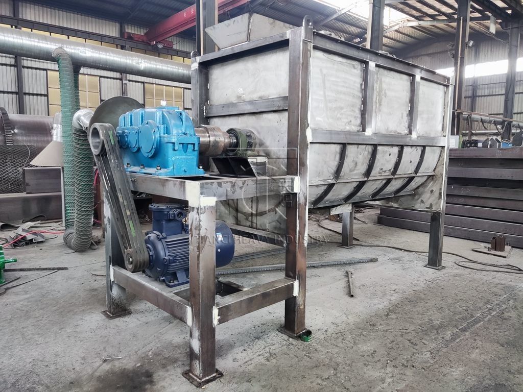 4-6h Máquina de producción de estiércol Máquina de compostaje de aves de corral Convierte residuos orgánicos en fertilizantes
