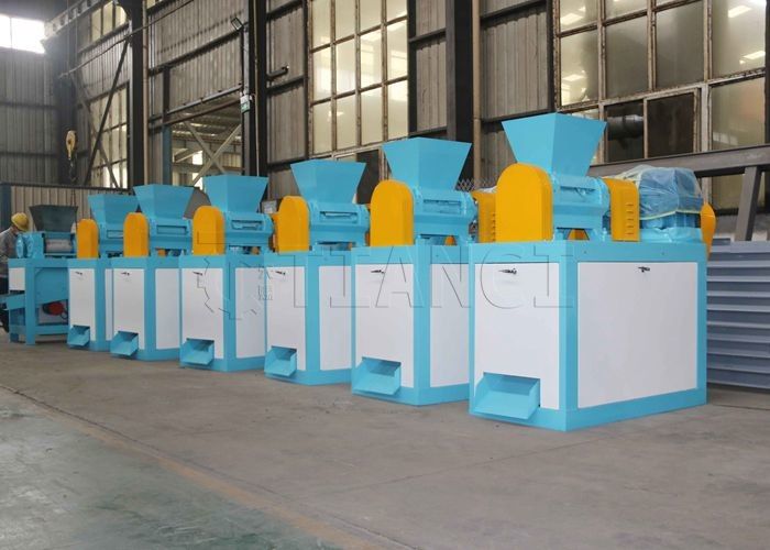 Máquina de granulación de prensa de rodillos de tipo seco_ El equipo básico para la producción eficiente de sal para descongelamiento