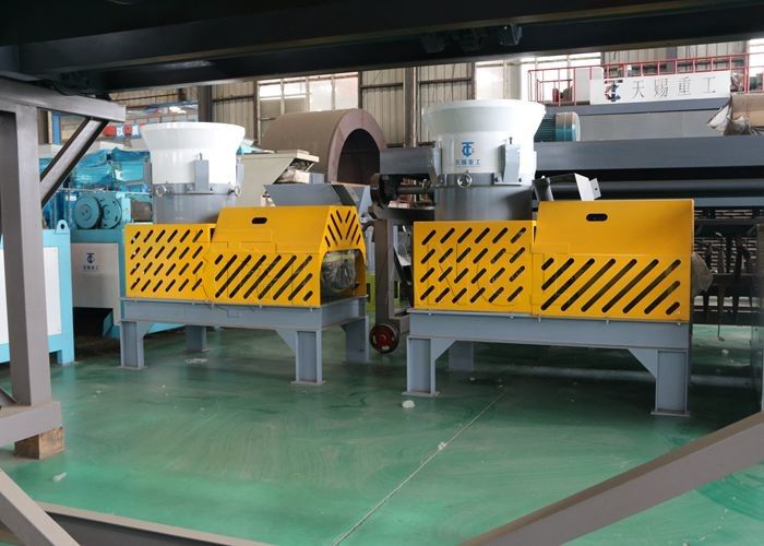Línea de producción de granulador de extrusión de película plana para granulación de estiércol animal
