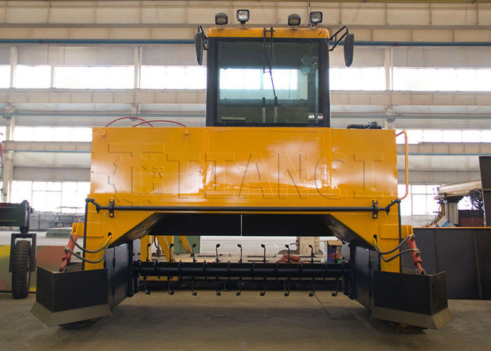 Máquina compostadora de fermentación de abono orgánico tipo oruga para descomposición aeróbica en pila en el suelo