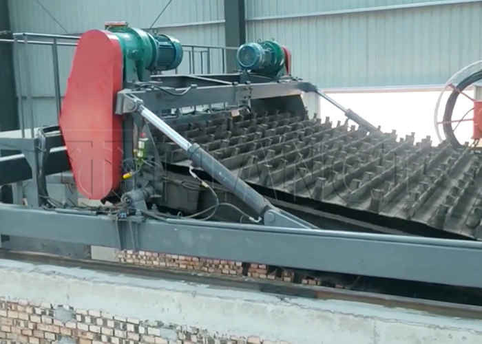 Tipo de placa de cadena eléctrica Compost Turner Fermentación de estiércol animal Máquina de compost