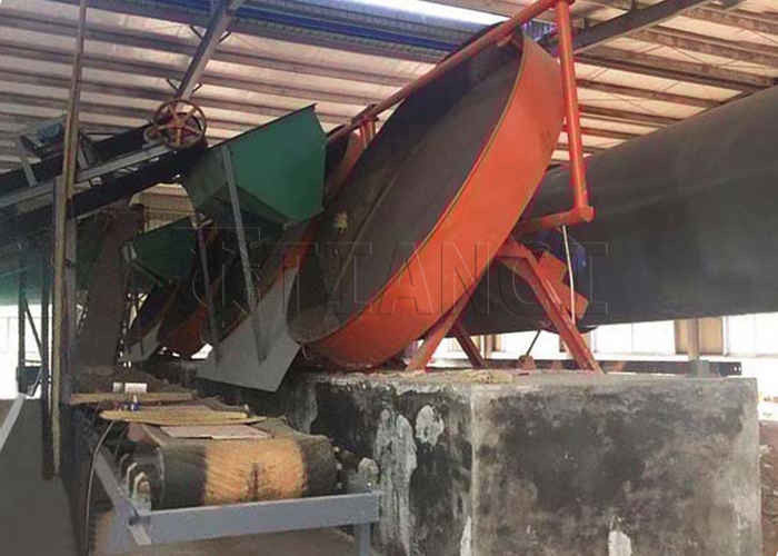 Línea de producción de granulación de granulados de fertilizantes orgánicos de estiércol dentro del tamaño de 4-10 mm
