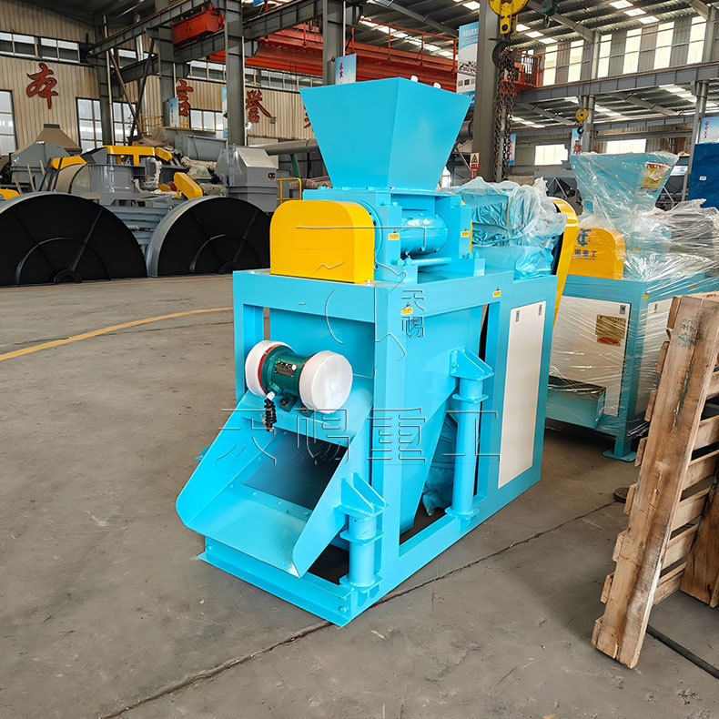 Granulador de prensa de rodillos de ácido húmico para equipos de línea de producción de fertilizantes de ácido húmico granulares