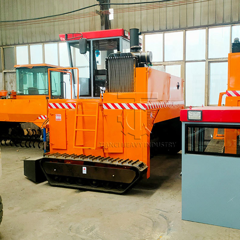 Fabricación de plantas tipo Crawler Equipo de fermentación de estiércol orgánico Compost Turner